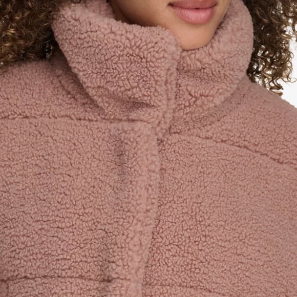 Levi's Quilted Faux Fur Short Teddy Jacket, size M - Picture 6 of 16